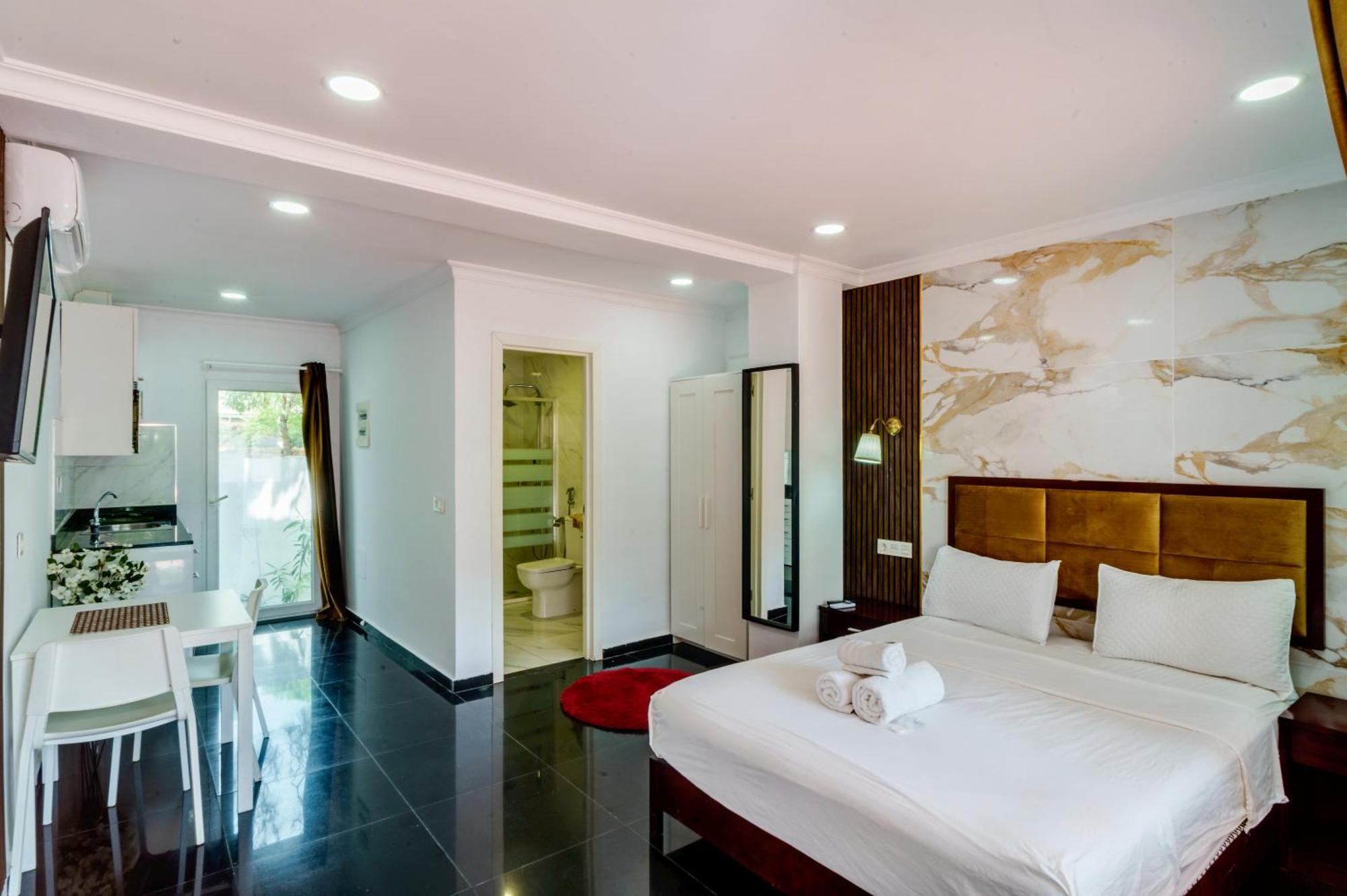 Rancho Grande Hotel Marbella Buitenkant foto