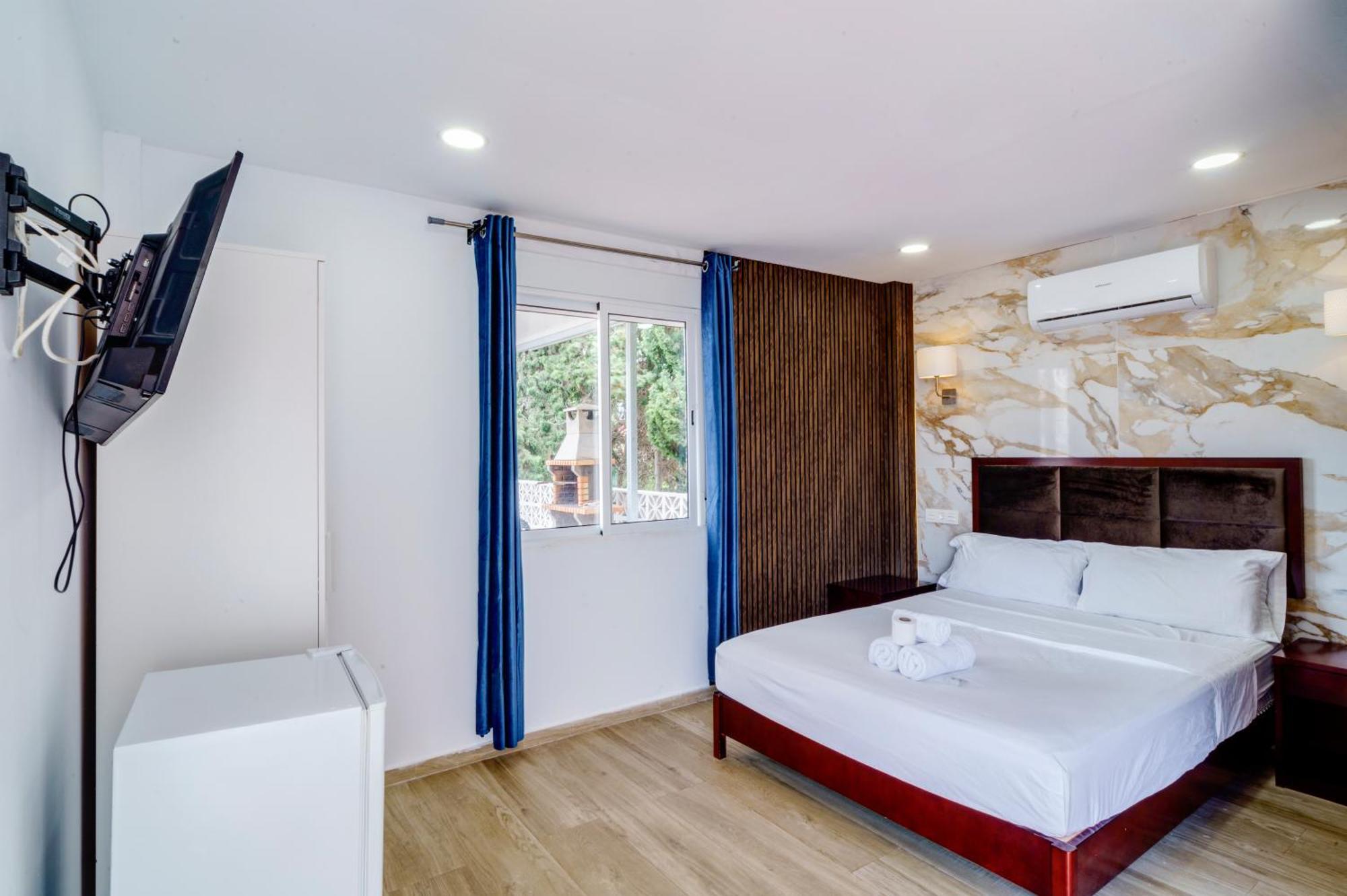 Rancho Grande Hotel Marbella Buitenkant foto