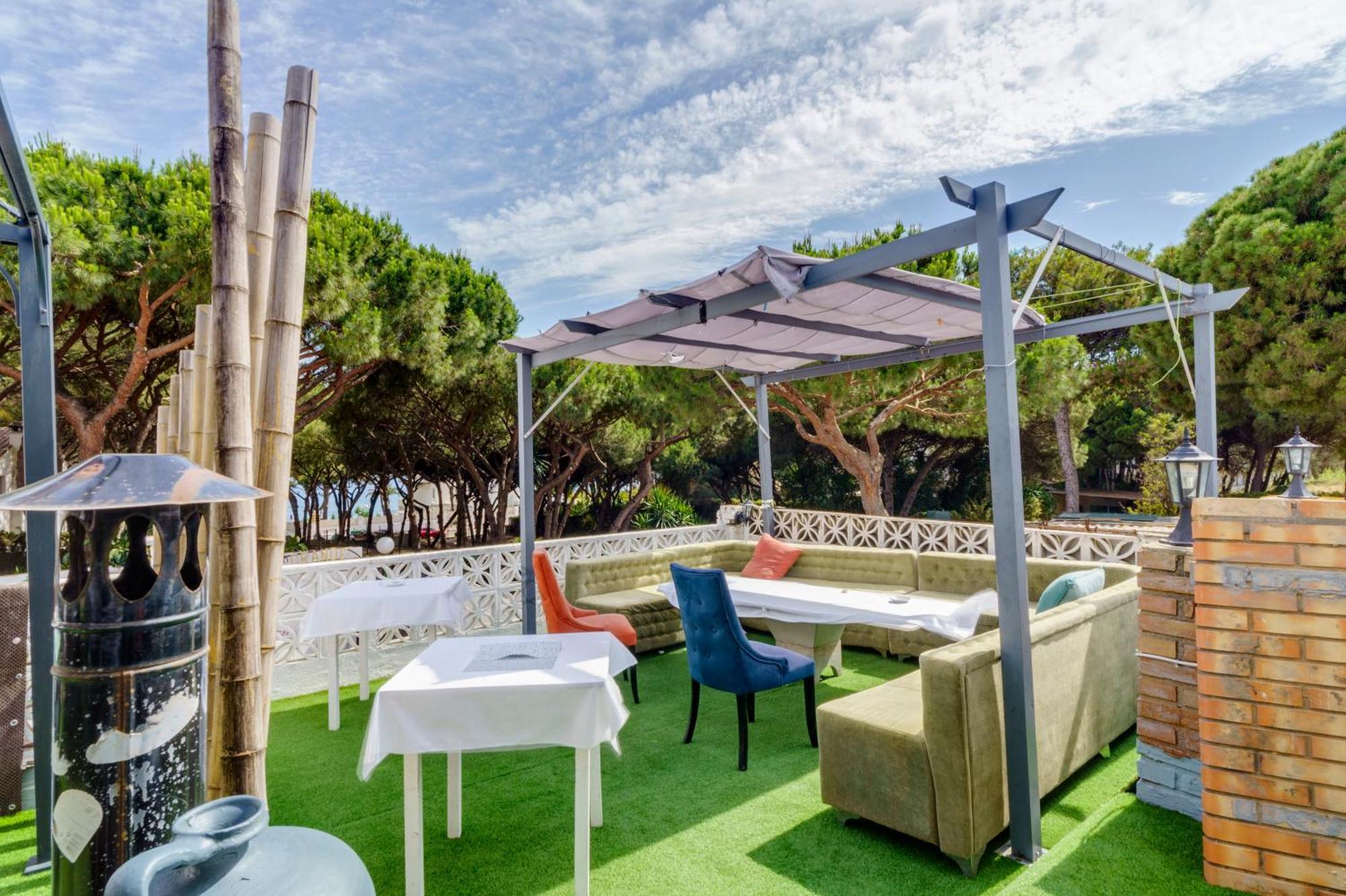 Rancho Grande Hotel Marbella Buitenkant foto